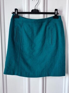 Women’s Talbots Petite Green Wool Mini Skirt Fully Lined Back Zip Size 6 P